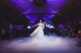 Осветление за сватби и събитие